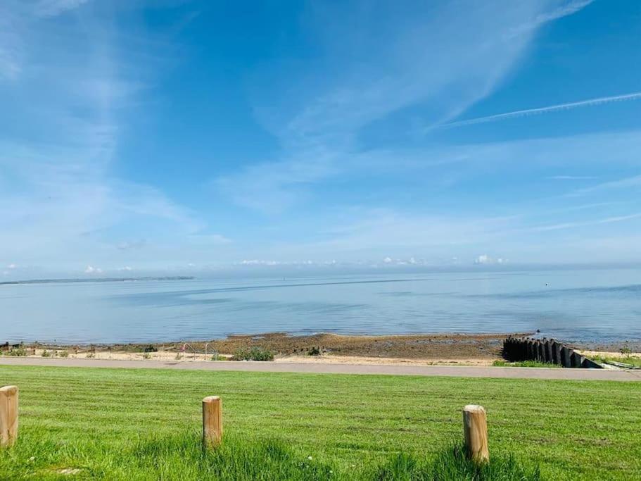 Brand New, Stunning Beachside House Seasalter Esterno foto